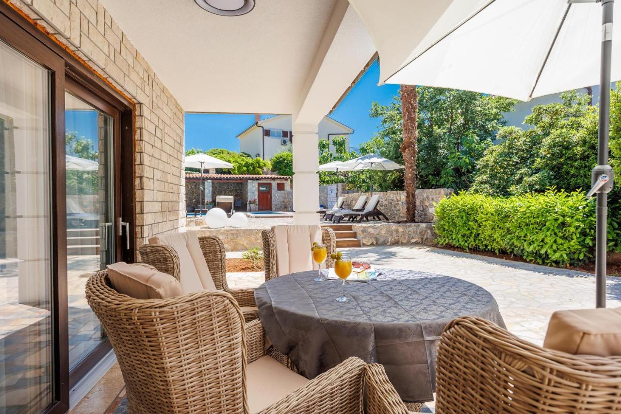 Villa Palma Krk Кърк Екстериор снимка